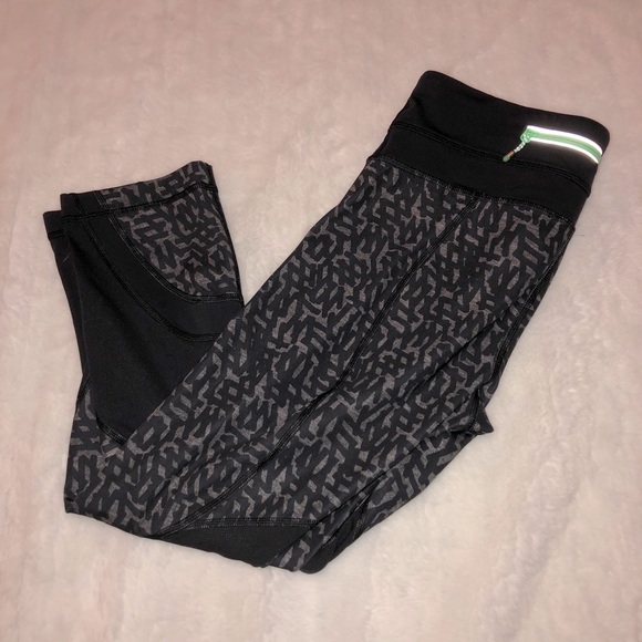 Lululemon Cropped Leggings - Picture 1 of 5